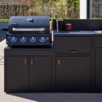 Cuisine extérieure 3 modules en acier avec barbecue gaz 4 brûleurs noir – Thira + Grimaud – Image 6